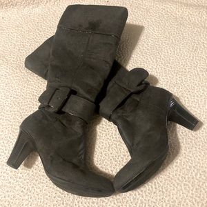 GNW 7.5 boots gray calf level heeled